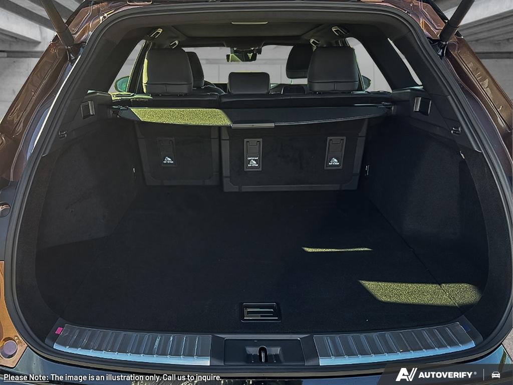 2026 Toyota Crown Signia 2602269 | Limited Finish Line Red w/Black Roof Edmonton - photo #5