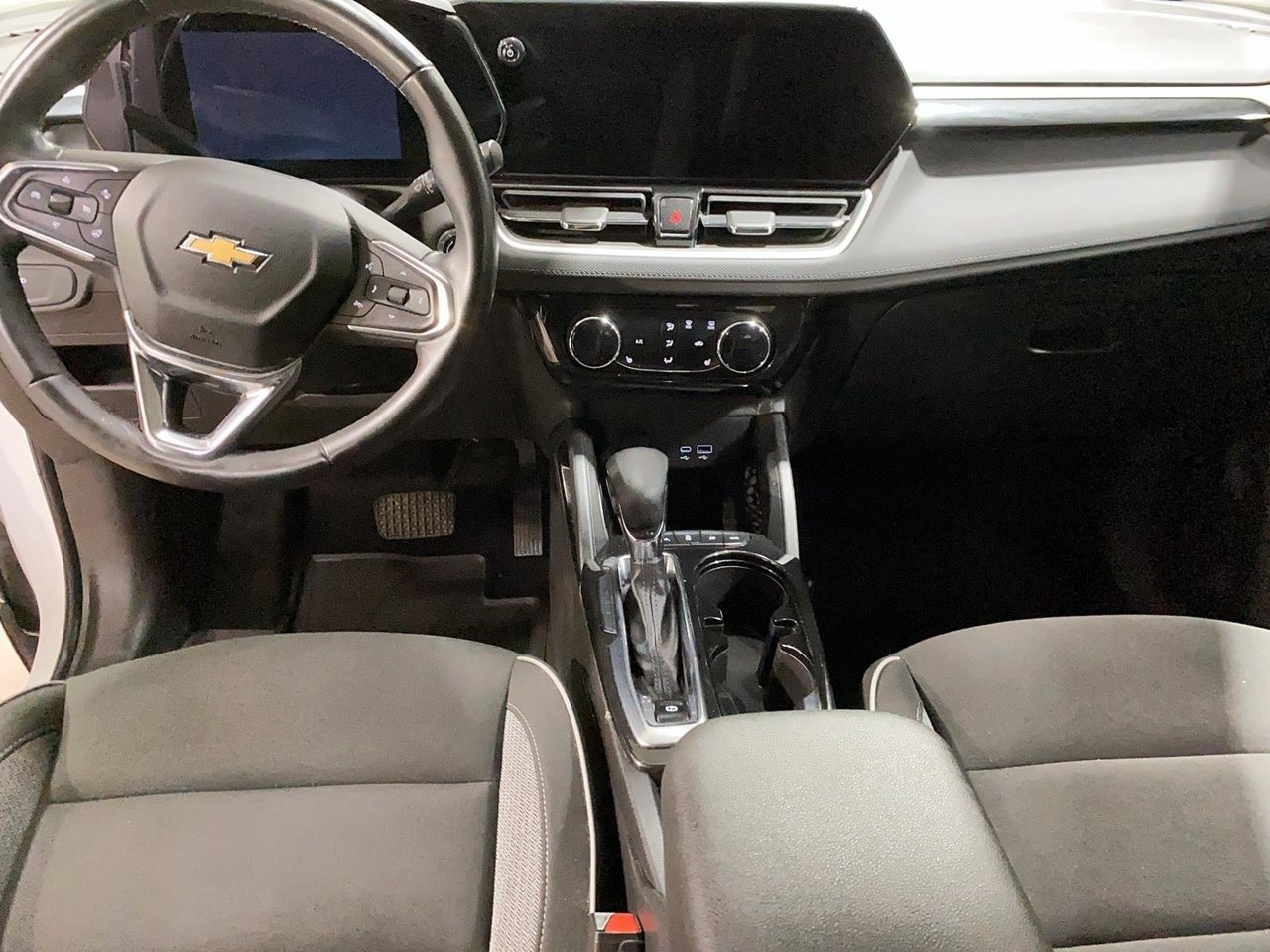 2024 Chevrolet Trailblazer VIN KL79MRSL8RB047217 White Baie-Comeau - photo #9
