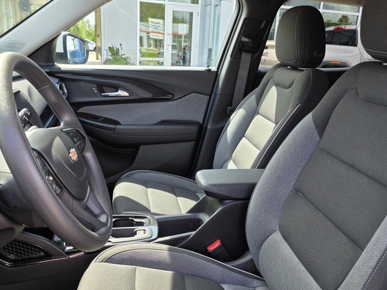 2022 Chevrolet TrailBlazer LT White Mont-Laurier - photo #15