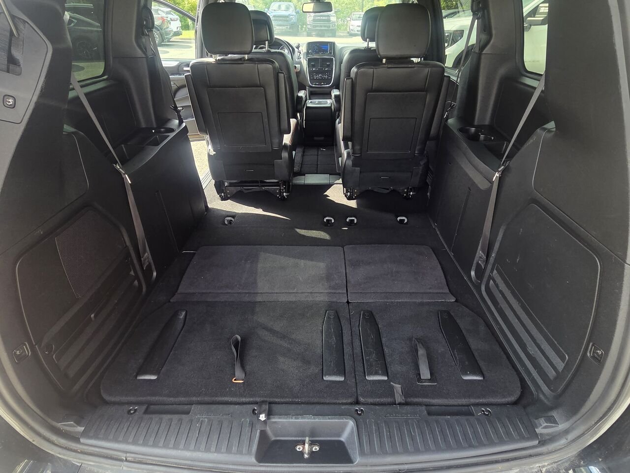 2019 Dodge Grand Caravan GT Stow N Go Black Granby - photo #16
