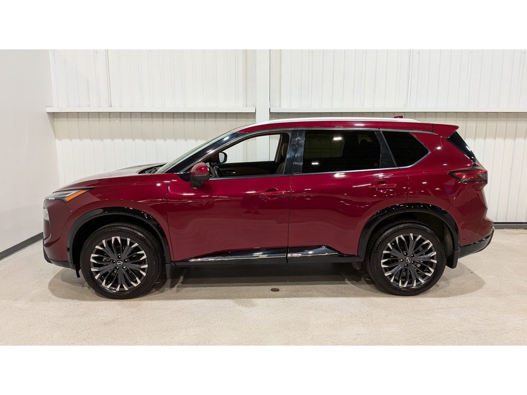 2024 Nissan Rogue AWD Platinum Red Val-David - photo #4