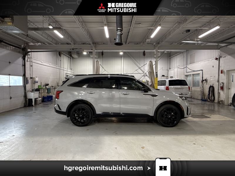 2023 Kia Sorento Grey Laval - photo #10