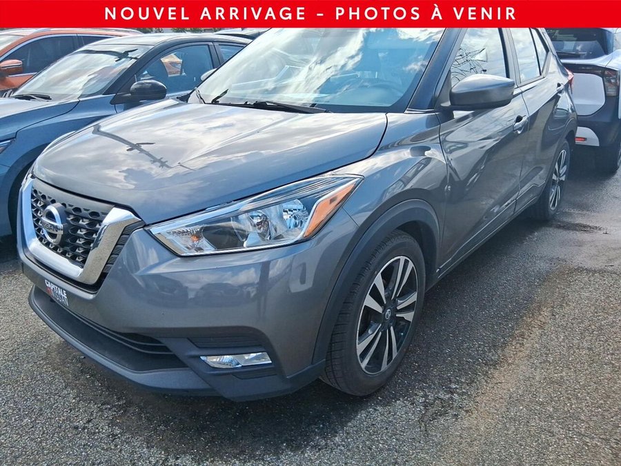 2019 Nissan Kicks SV TA 2019 Grey