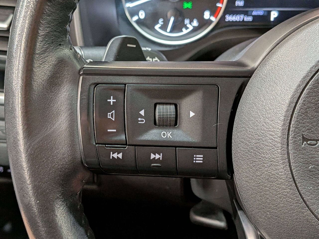 2024 Nissan Rogue AWD S White Val-David - photo #15