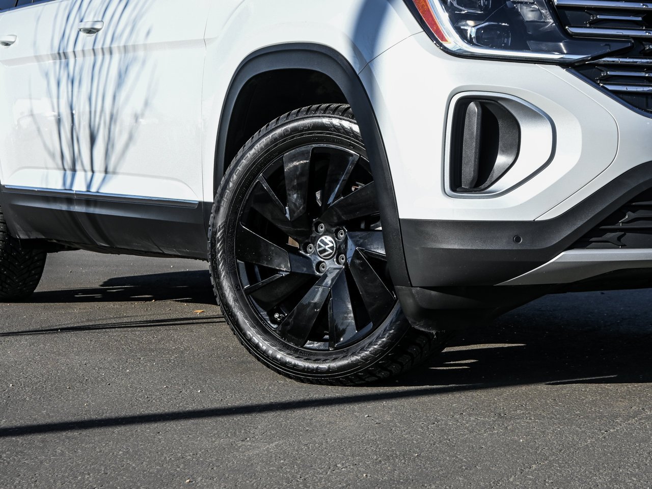 2024 Volkswagen Atlas Highline 2.0 TSI 4MOTION White Sherwood Park - photo #5