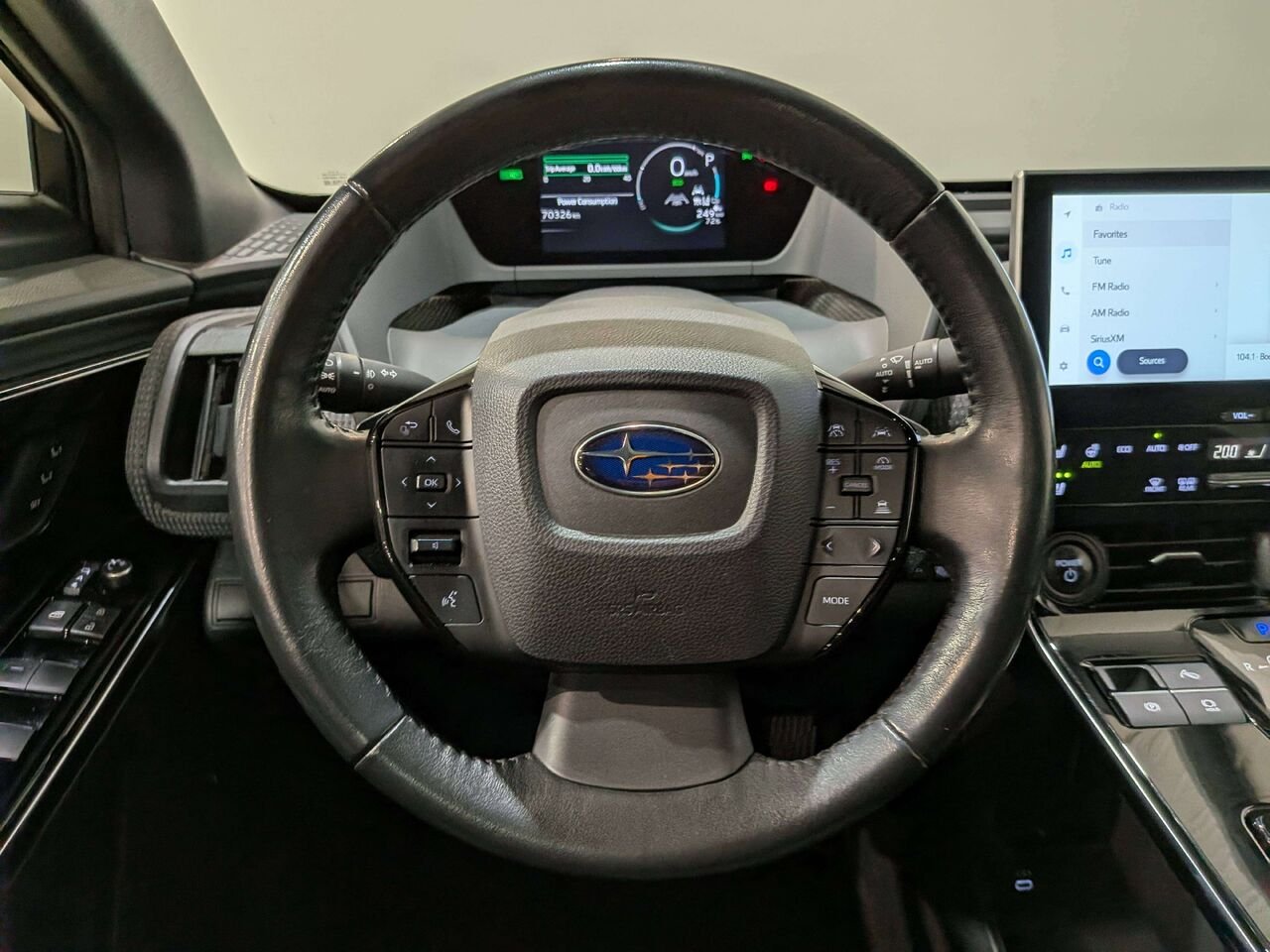 2023 Subaru Solterra AWD w/Luxury Package White Val-David - photo #15
