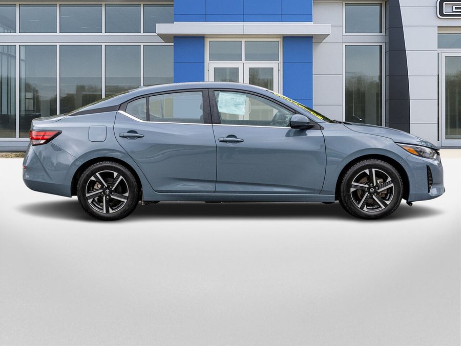 Nissan Sentra SV FWD 2025 Gris