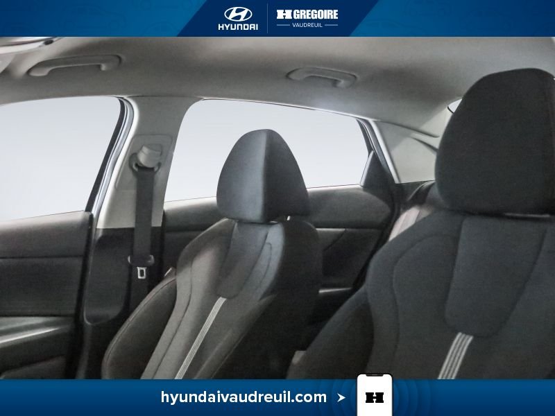 2022 Hyundai Elantra Black Saint-Eustache - photo #13