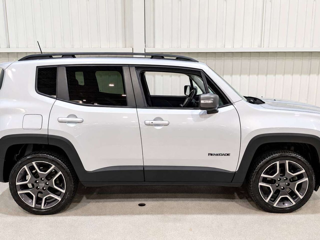 2019 Jeep Renegade Limited 4x4 Silver Val-David - photo #6