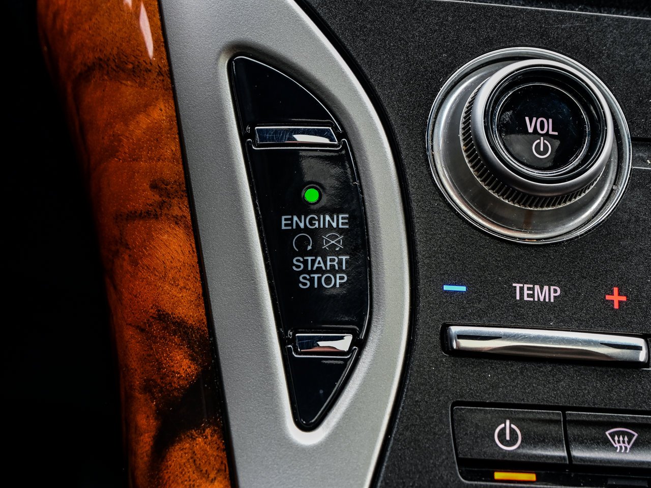 2019 Lincoln Nautilus Reserve AWD Grey Sherwood Park - photo #26
