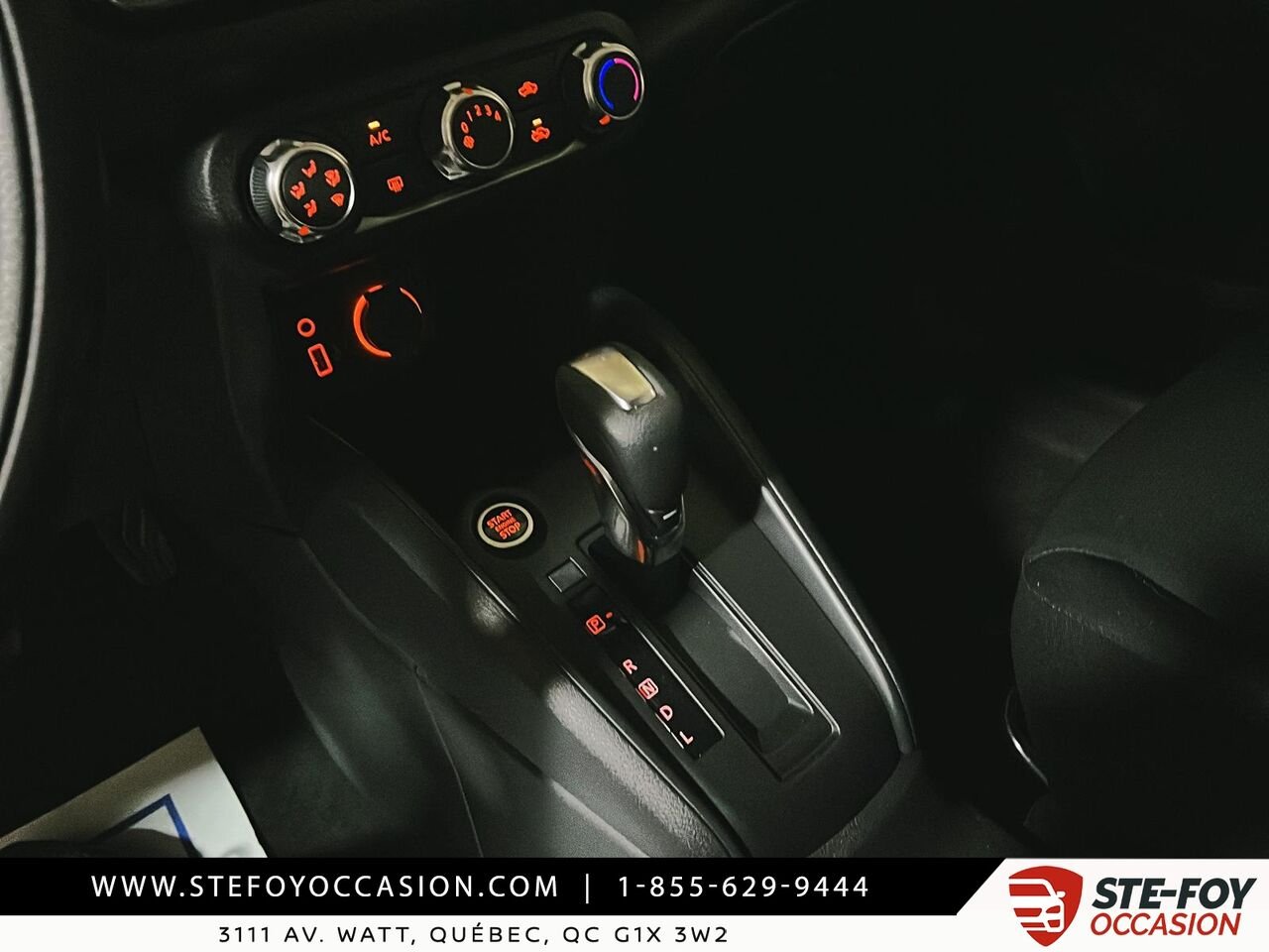 Nissan Kicks S 2024 Noir Québec - photo #17