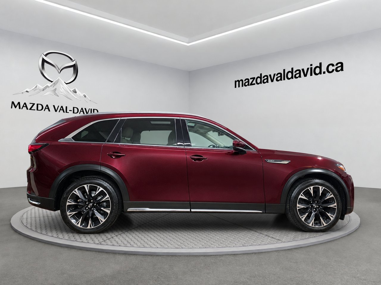 2024 Mazda CX-90 hybride rechargeable GT Red Val-David - photo #6