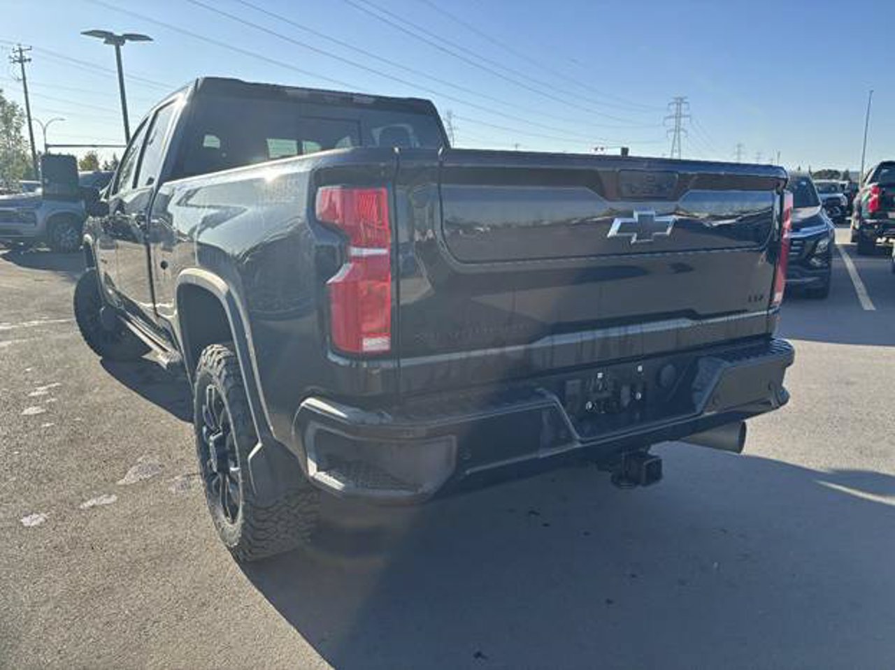 2025 Chevrolet Silverado 3500HD 4WD Crew Cab 159 LTZ Black Sherwood Park - photo #3
