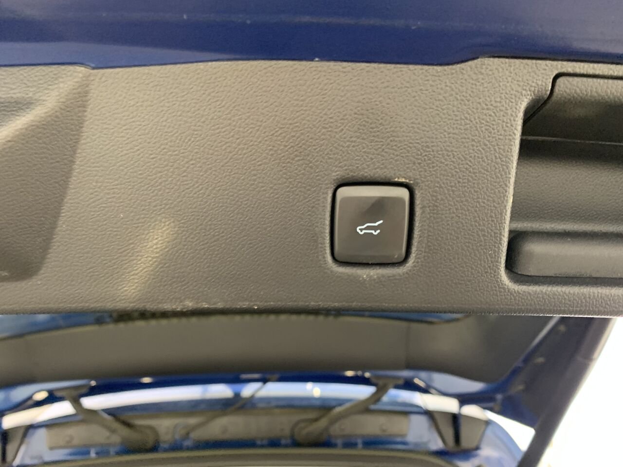 2022 Ford Escape TITANIUM PHEV Blue Châteauguay - photo #11