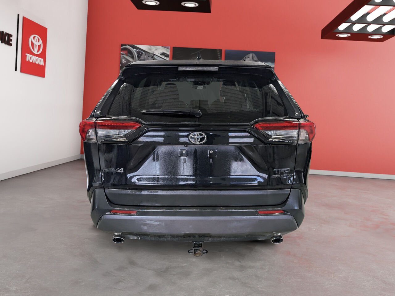 Toyota RAV4 Trail OFFROAD/SIÈGES CHAUFFANTS/TOIT OUVRANT/VOLANT CHAUFFANT/AC BIZONE 2022 Noir minuit métallisé Sherbrooke - photo #4