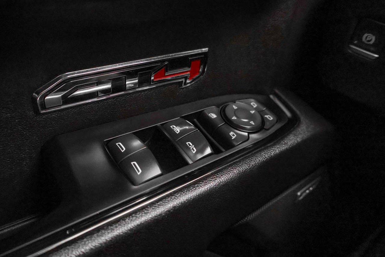 2022 GMC Sierra 1500 4WD Crew Cab 147 AT4 Black Sherwood Park - photo #16