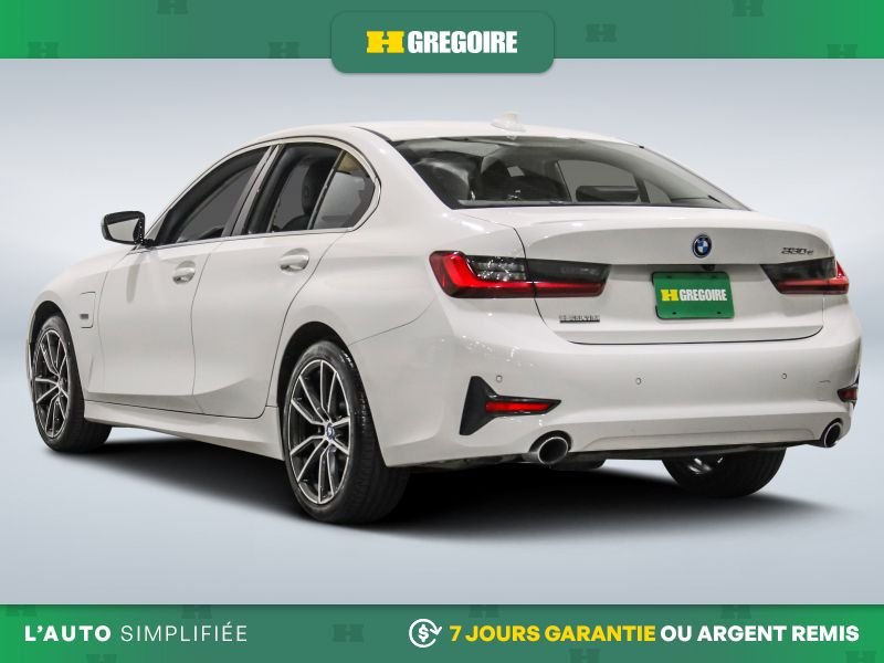 BMW 330 729903 | 330e HYB PLUT IN AUTO A/C CUIR TOIT NAV GR ELECT M 2022 Blanc Laval - photo #5