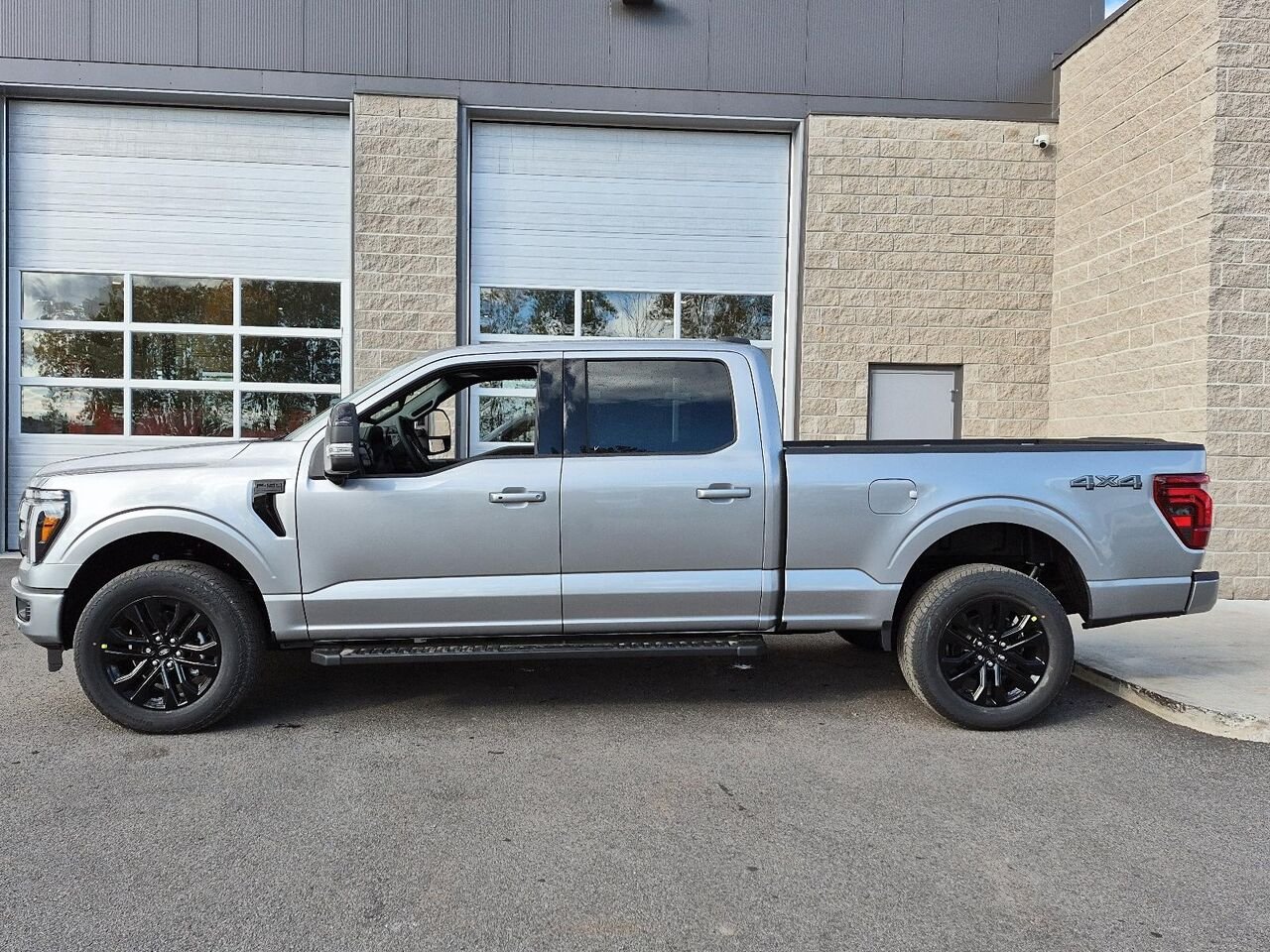 Ford F-150 2F406 | LARIAT 2026 Argent emblématique métallisé Saint-Jérôme - photo #9