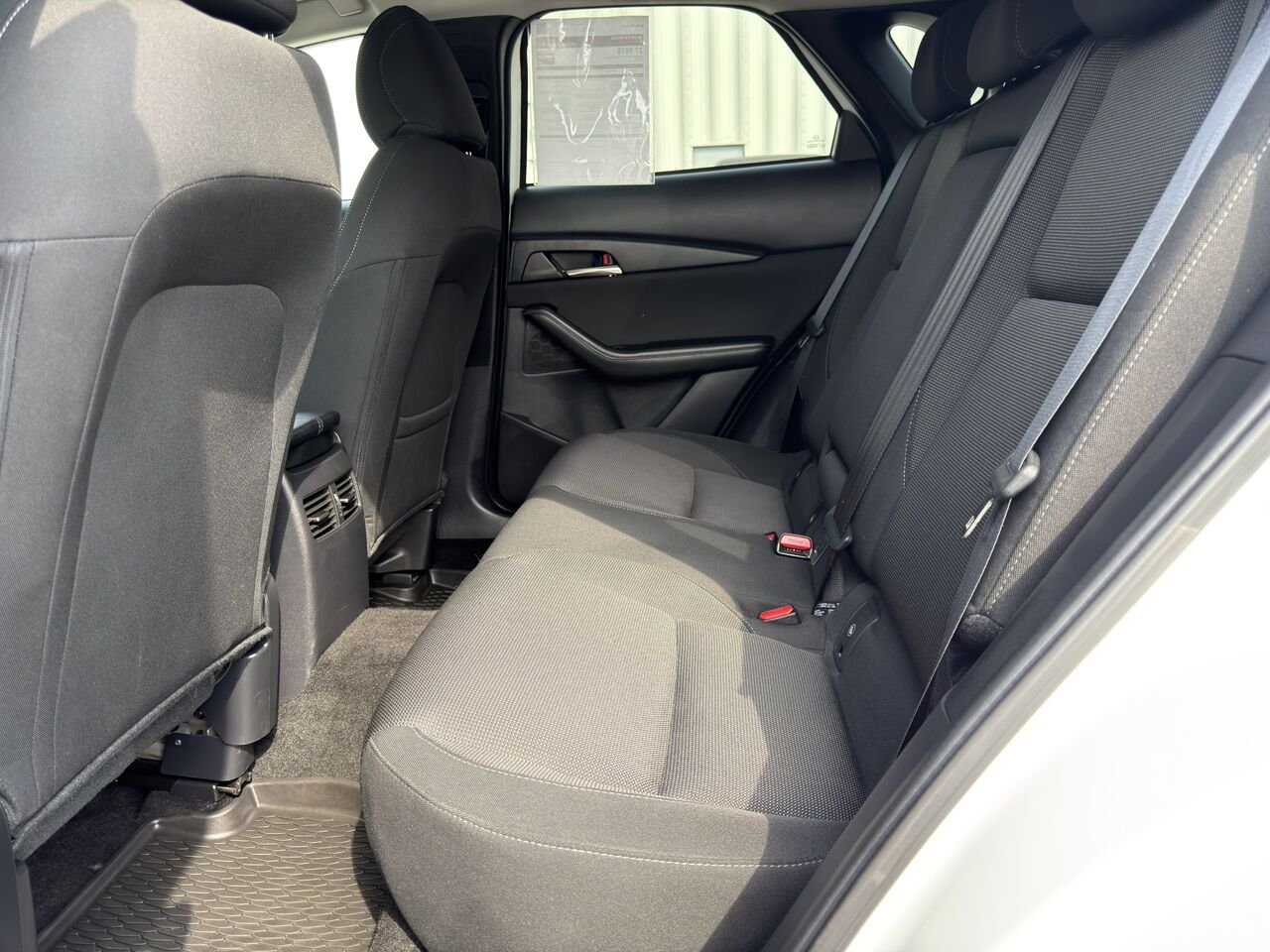 2024 Mazda CX-30 White Thetford Mines - photo #11