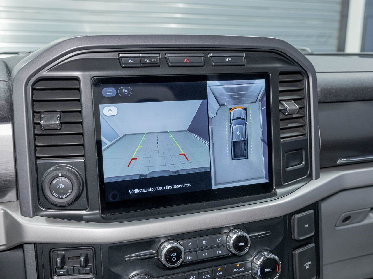 Ford F-150 Lightning XLT CREW 4X4 *NAV* GR REMORQ MAX CAM 360 CARPLAY 2023 Noir Saint-Jérôme - photo #17