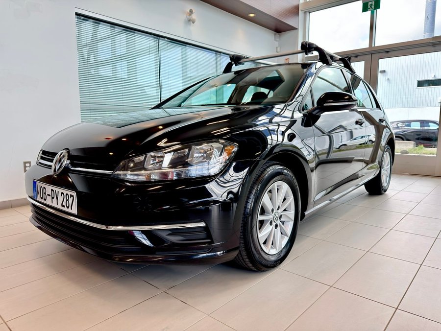 2019 Volkswagen Golf Comfortline Black