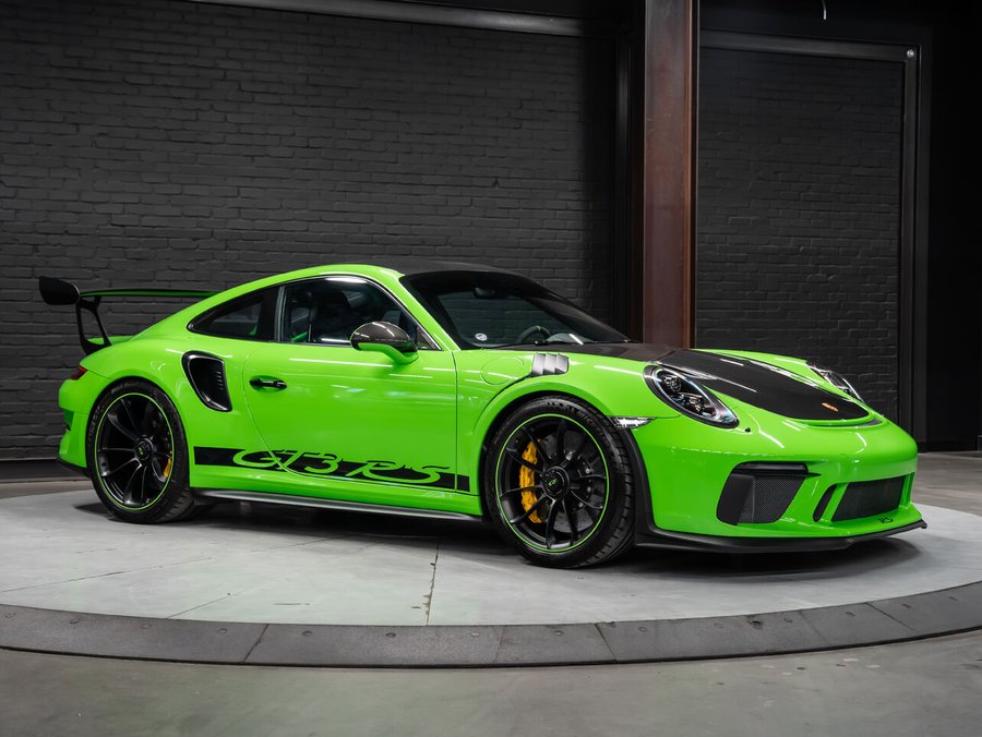 2019 Porsche 911 2019 Green