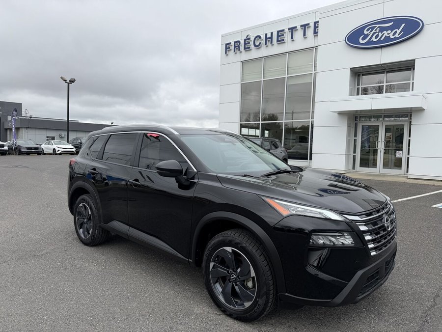 NISSAN ROGUE SV TI avec ensemble toit ouvrant 2025 Noir