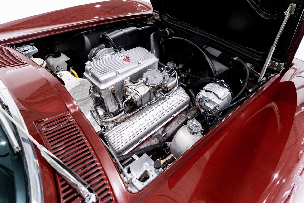Chevrolet Corvette Fuelie Matching# HG Suffix 327/375HP **PRICE IN USD** 1965 Rouge Montréal - photo #15