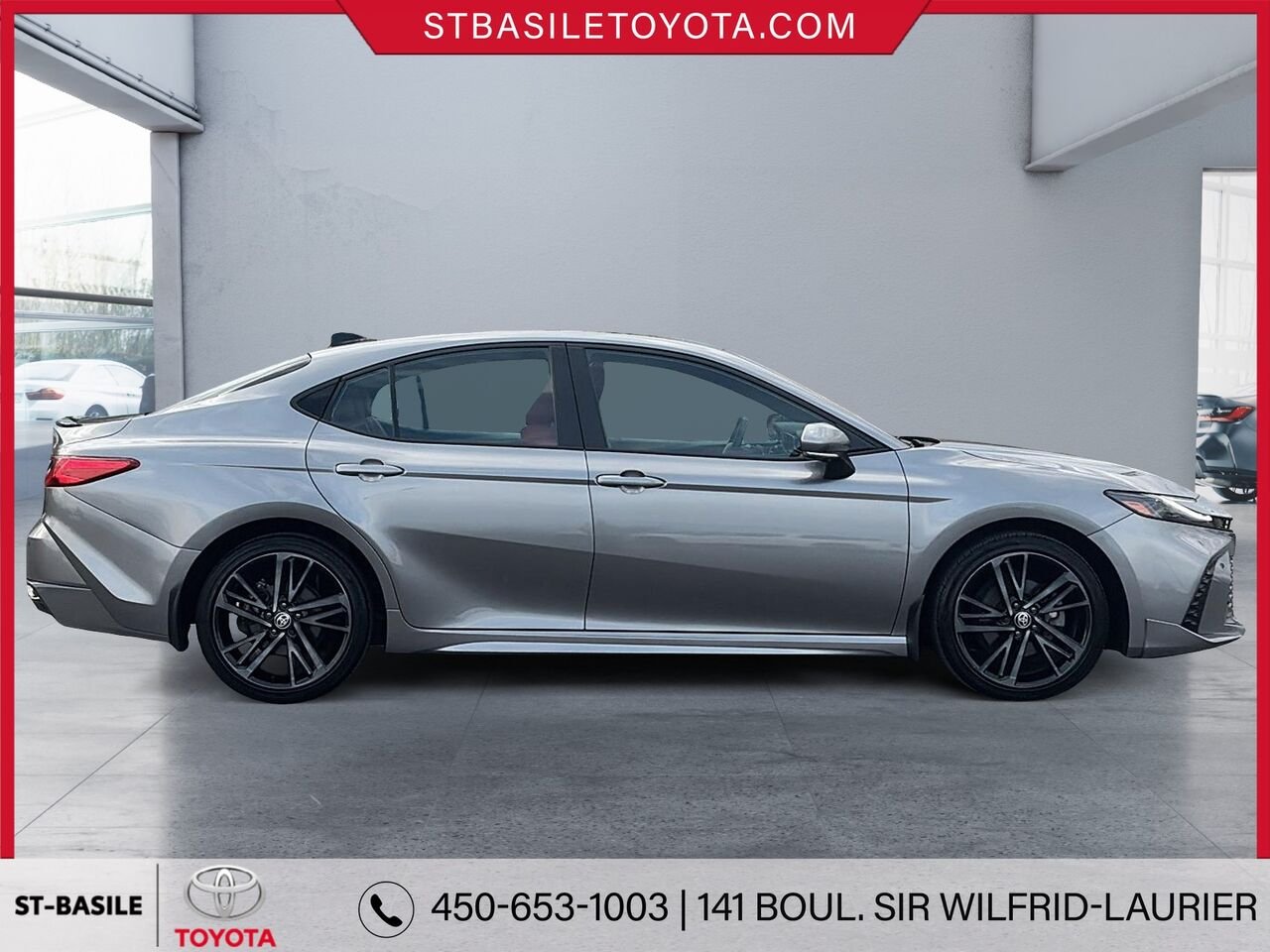 TOYOTA Camry Hybride 2025 Gris Saint-Basile-le-Grand - photo #2