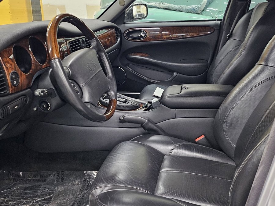 2003 Jaguar XJ Series 2003 Silver