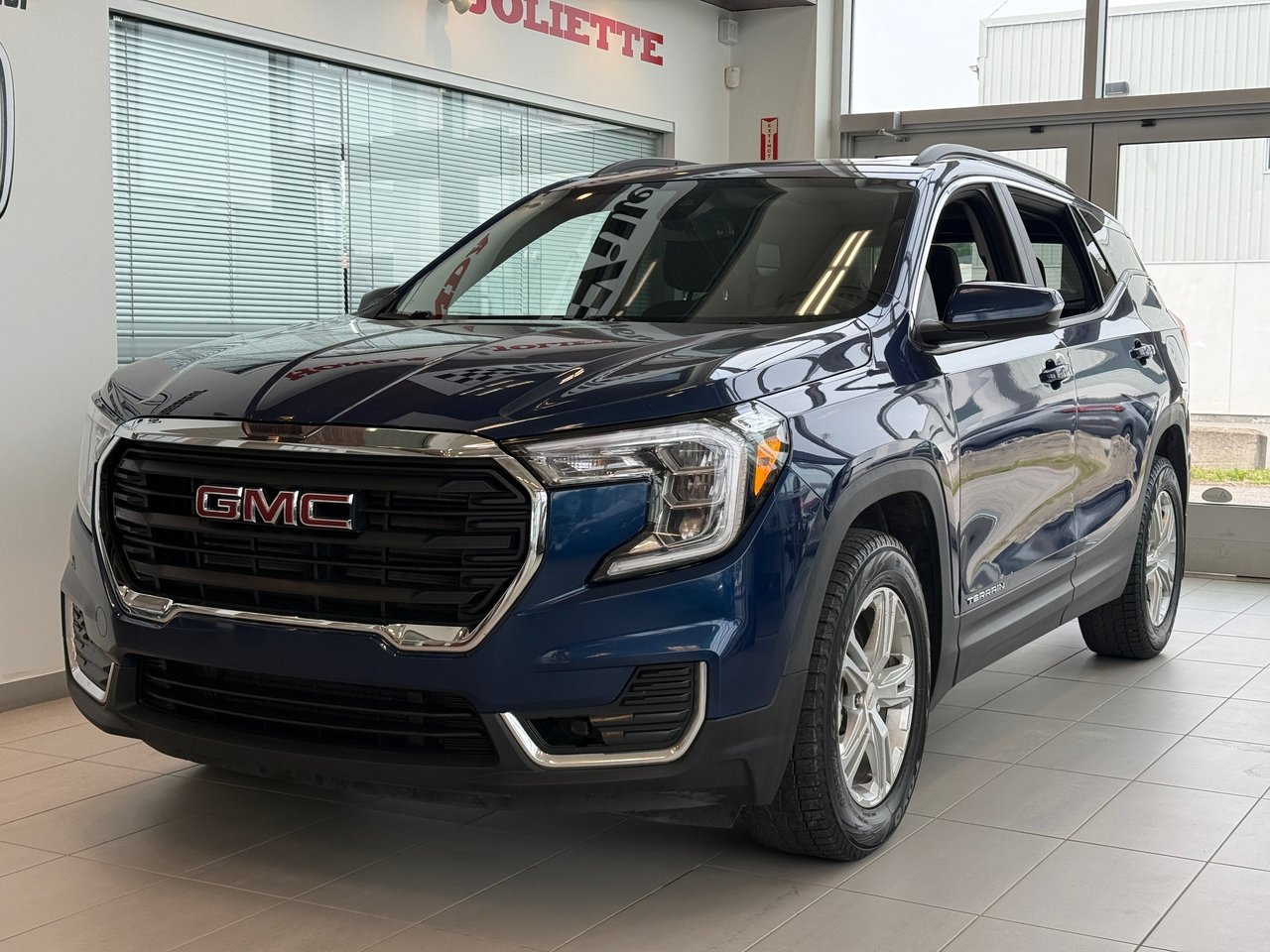 2022 GMC Terrain Notre-Dame-des-Prairies - photo #1