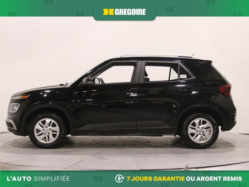 2021 Hyundai Venue Black Laval - photo #4