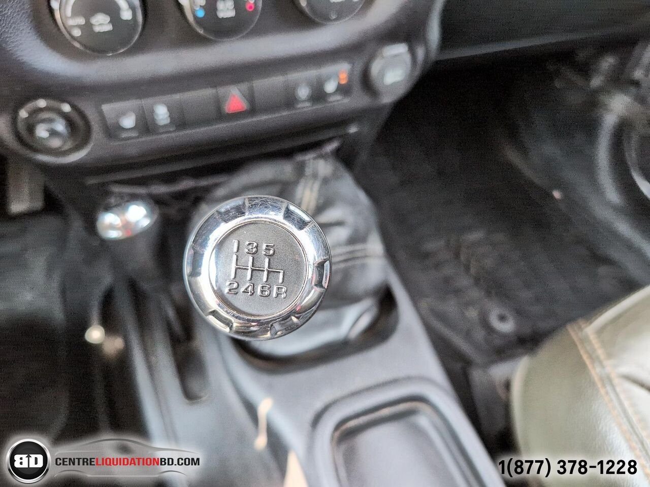 JEEP WRANGLER UNLIMITED SAHARA | BD0367 2016 Gris Granby - photo #19