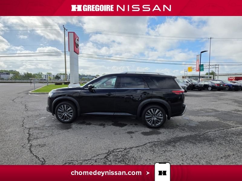 2024 Nissan Pathfinder Black Laval - photo #5