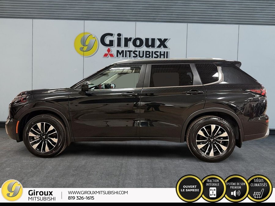 2026 MITSUBISHI Outlander LE S-AWC Black Diamond