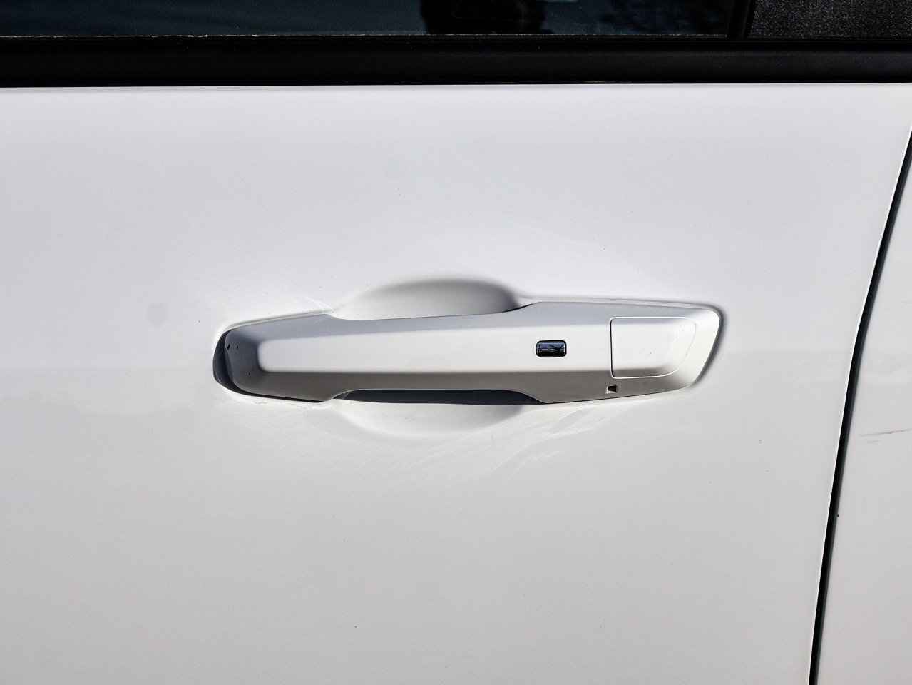2026 Chevrolet Equinox AWD 4dr LT w/2LT White Sherwood Park - photo #7
