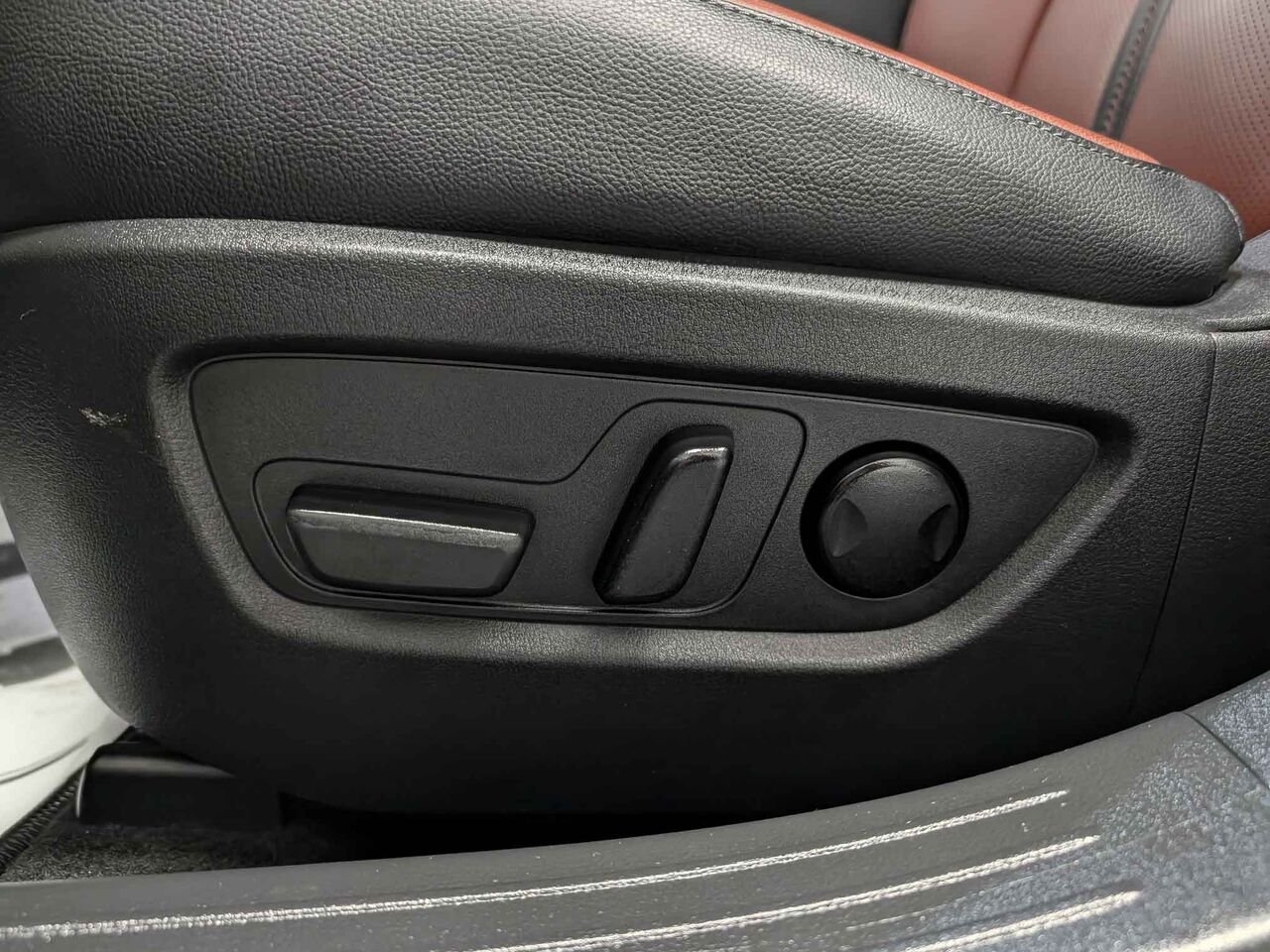 2024 Mazda CX-50 AWD GT Toit Ouvrant Volant et Sièges Chauffants Black Sherbrooke - photo #8