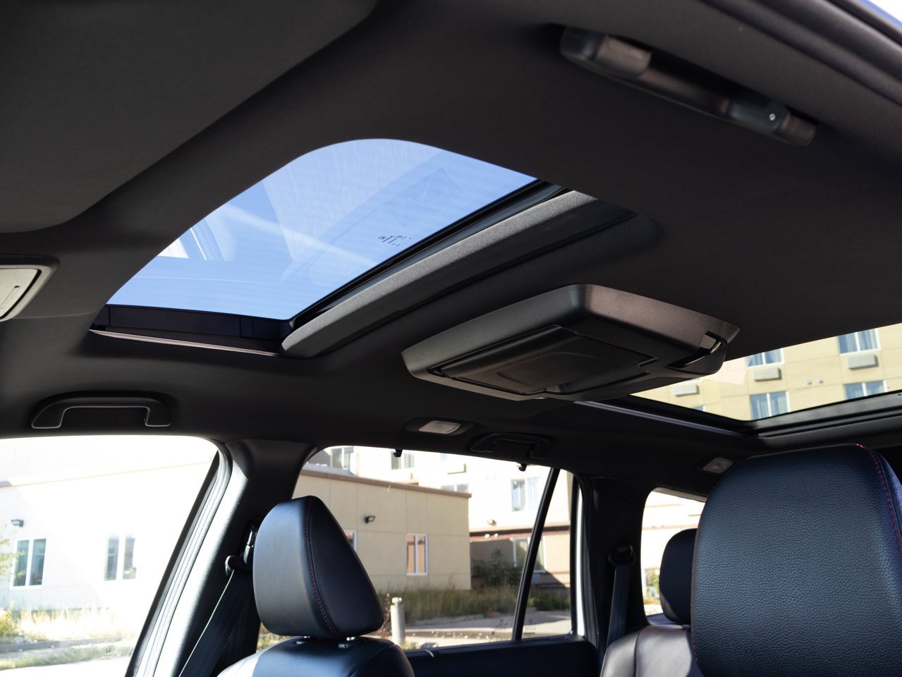 2020 Honda Pilot Black Edition AWD White Sherwood Park - photo #27