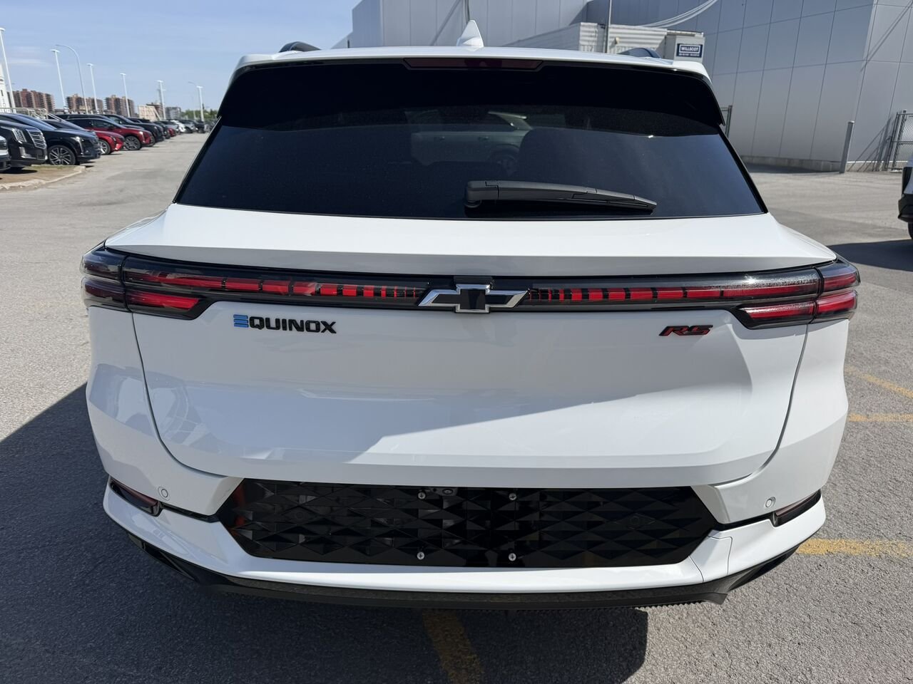 2024 Chevrolet Equinox EV 2RS White Laval - photo #9