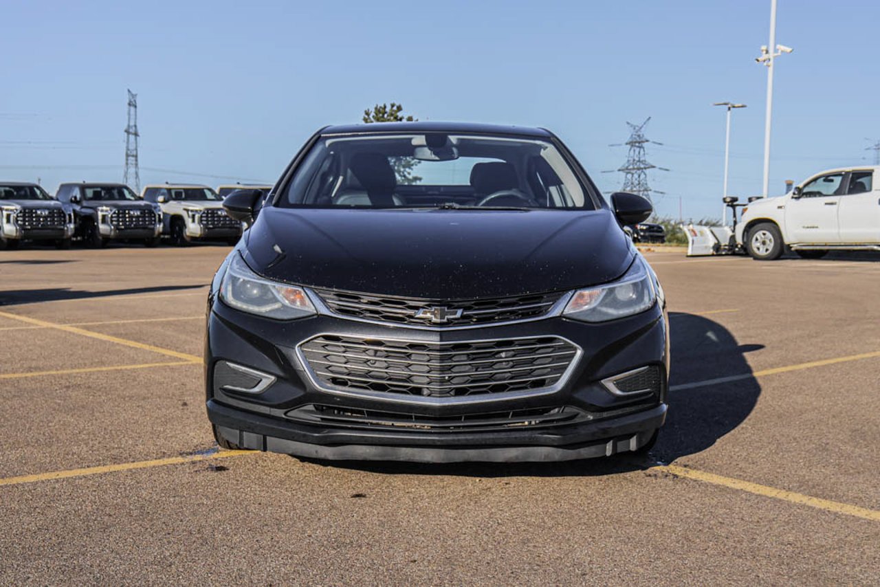 2017 Chevrolet Cruze 4dr Sdn 1.4L Premier w/1SF Black Sherwood Park - photo #2