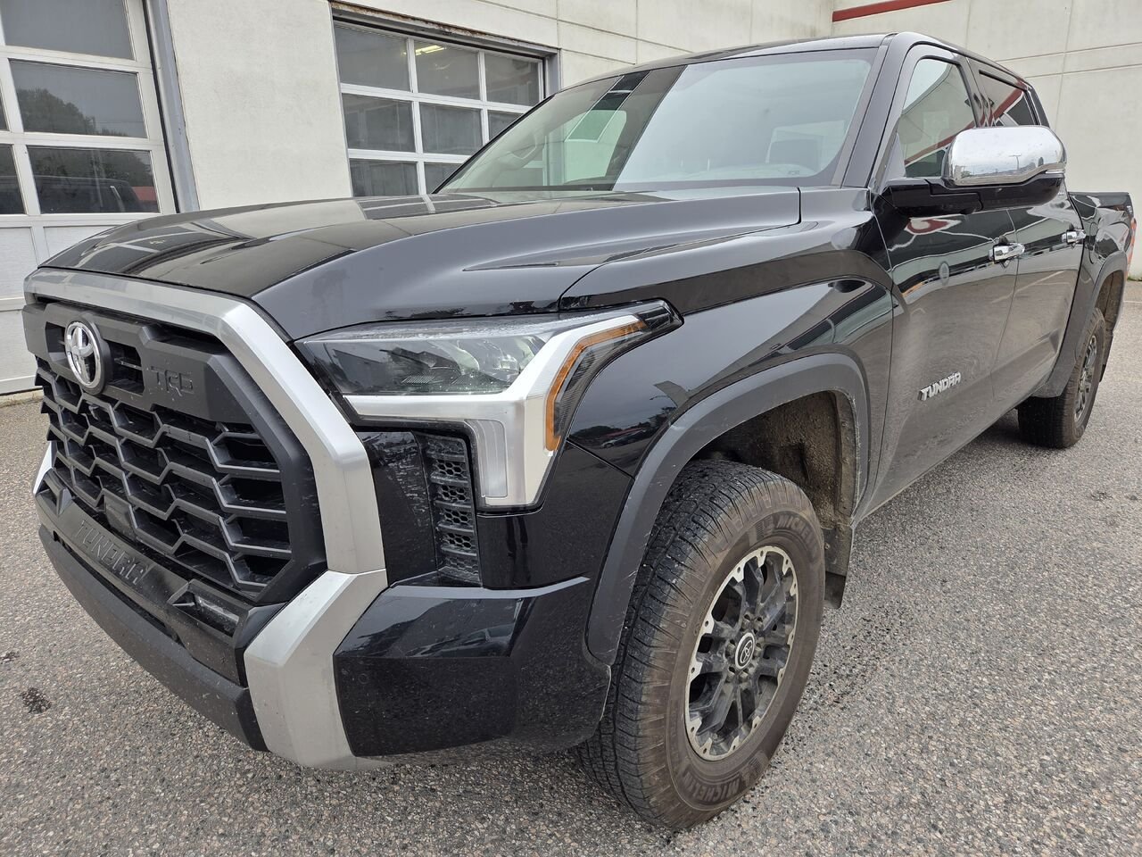 2023 Toyota TUNDRA Black Mont-Laurier - photo #0