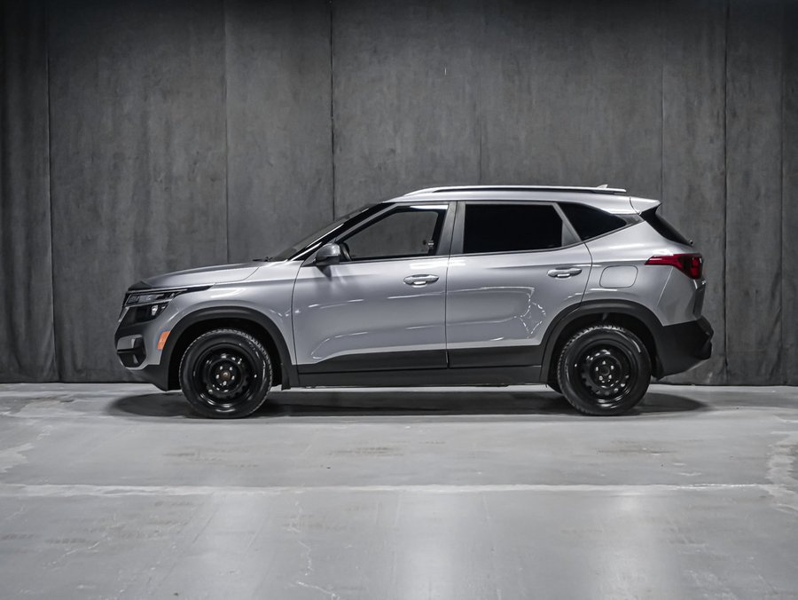 2022 Kia Seltos LX Black