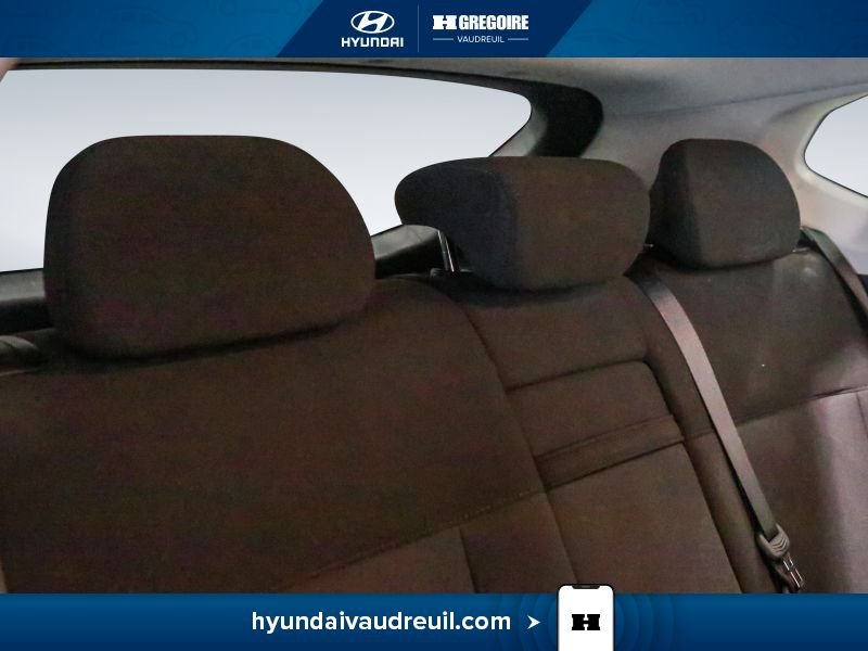 Hyundai Kona YR850 | 2.0L Preferred FWD 2025 Gris Laval - photo #31