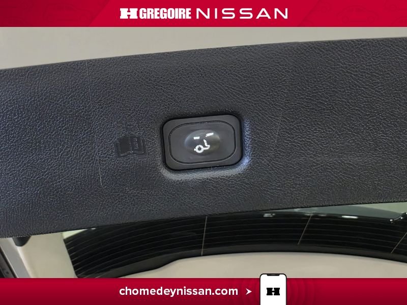 2022 Lincoln Nautilus Grey Saint-Eustache - photo #33