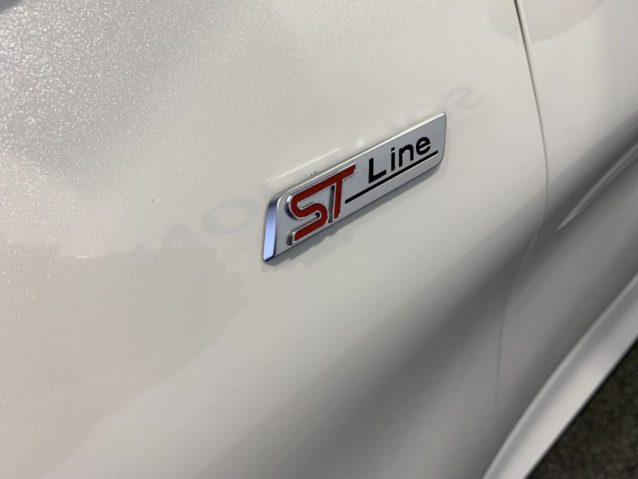 Ford Explorer ST LINE AWD EXPLORER ST LINE AWD 2023 Blanc Châteauguay - photo #3