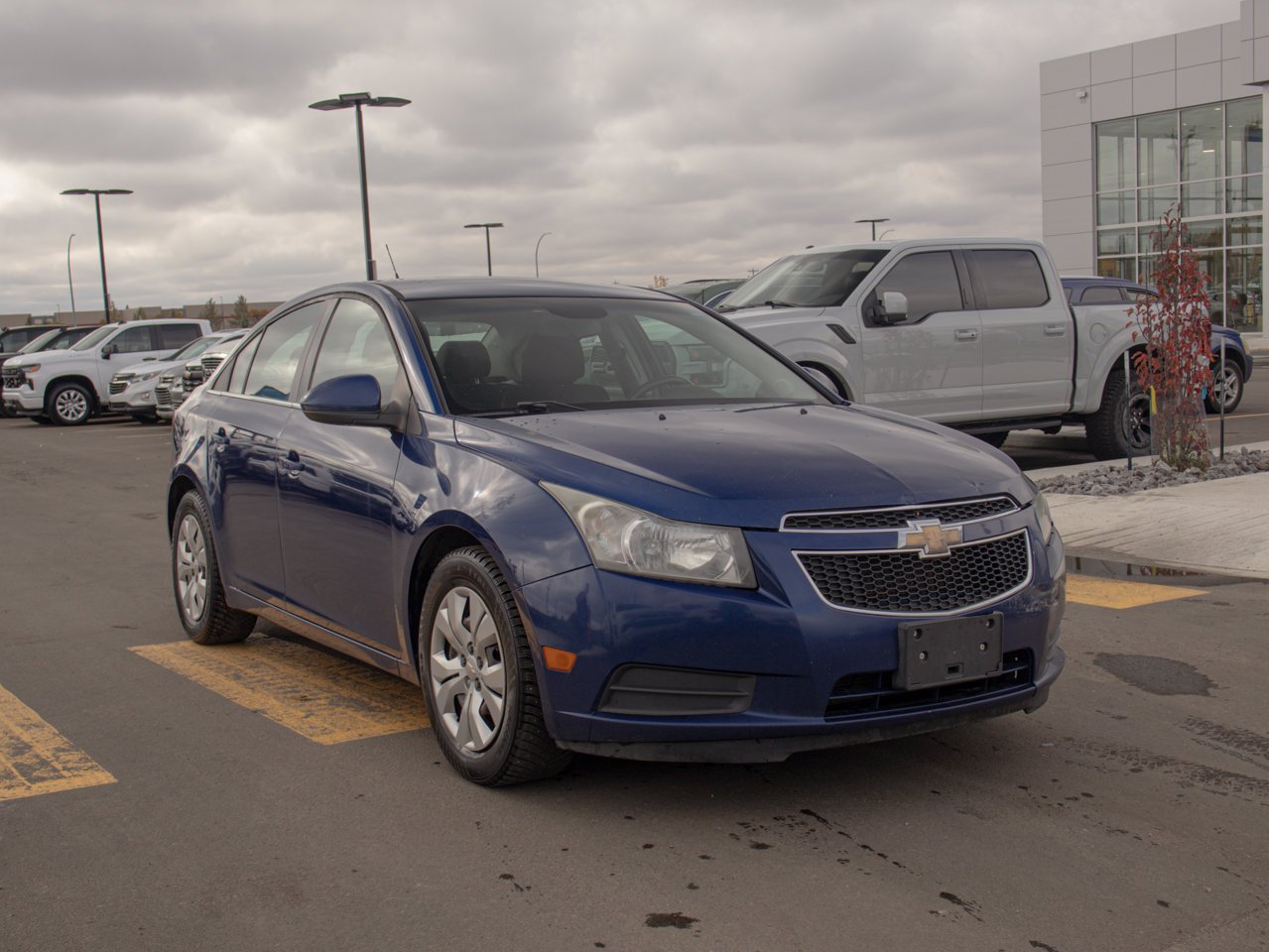 2012 Chevrolet Cruze 4dr Sdn LT Turbo w/1SA Blue Sherwood Park - photo #12