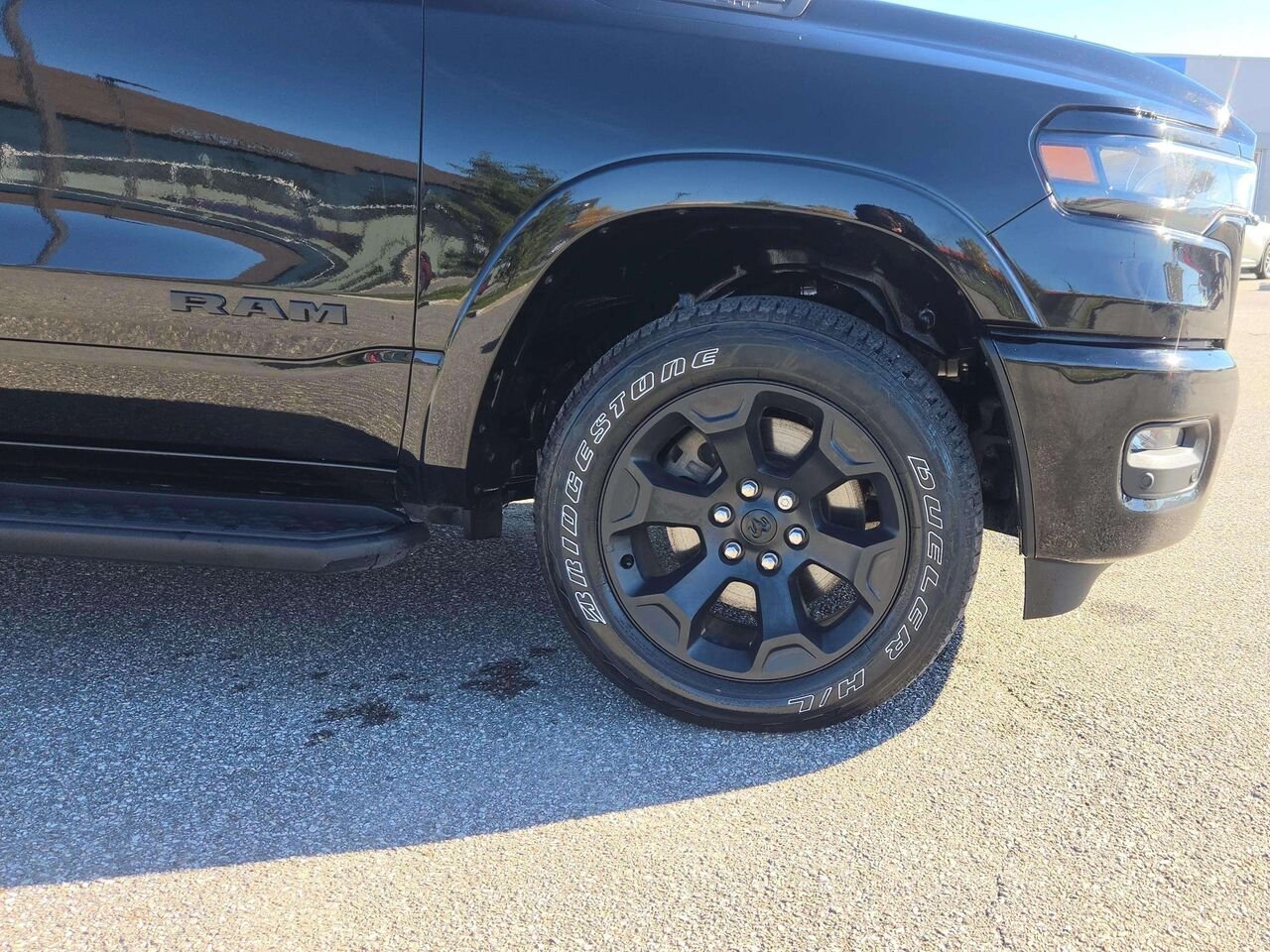 2025 Ram 1500 Black Gatineau - photo #16