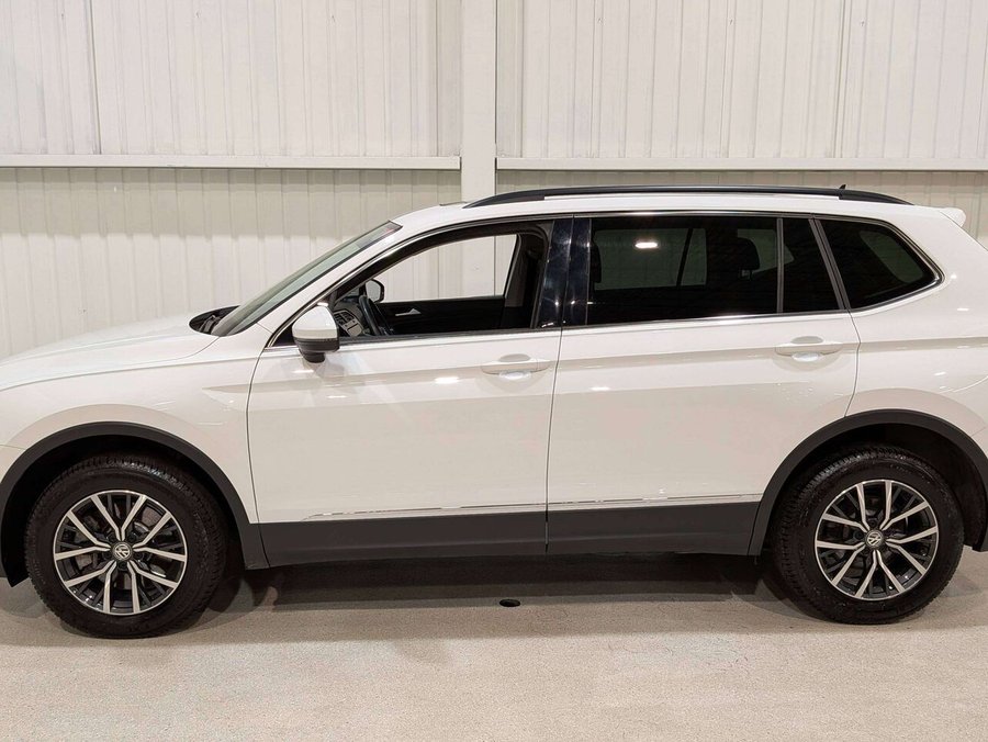 2021 Volkswagen Tiguan Comfortline 4MOTION White