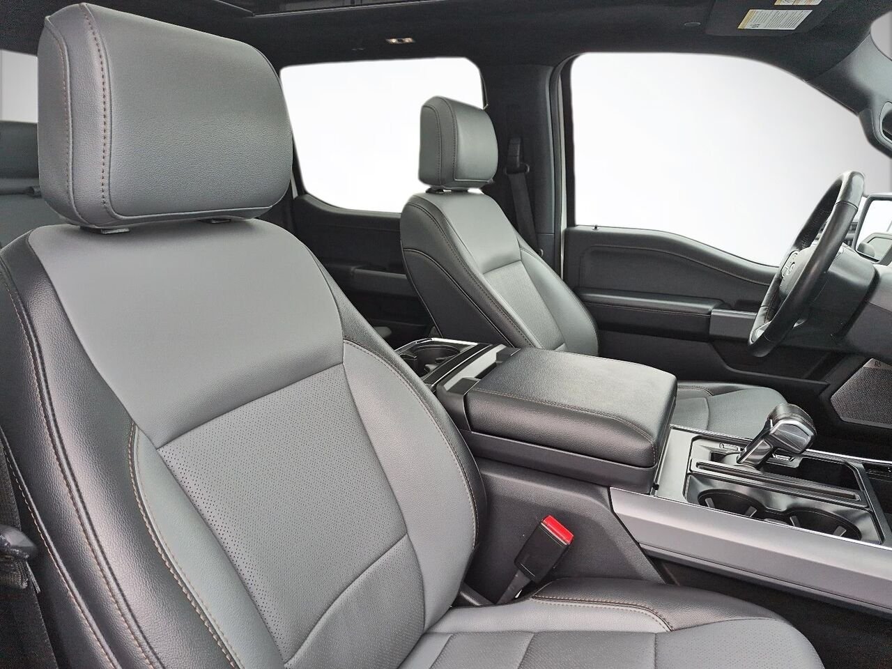 2024 Ford F-150 Lightning White Saint-Jérôme - photo #8