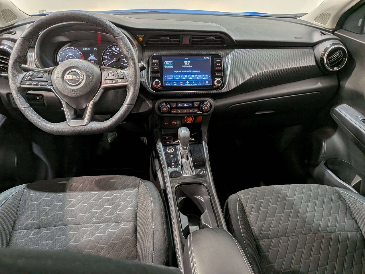 Nissan Kicks 2024 Bleu Val-David - photo #28